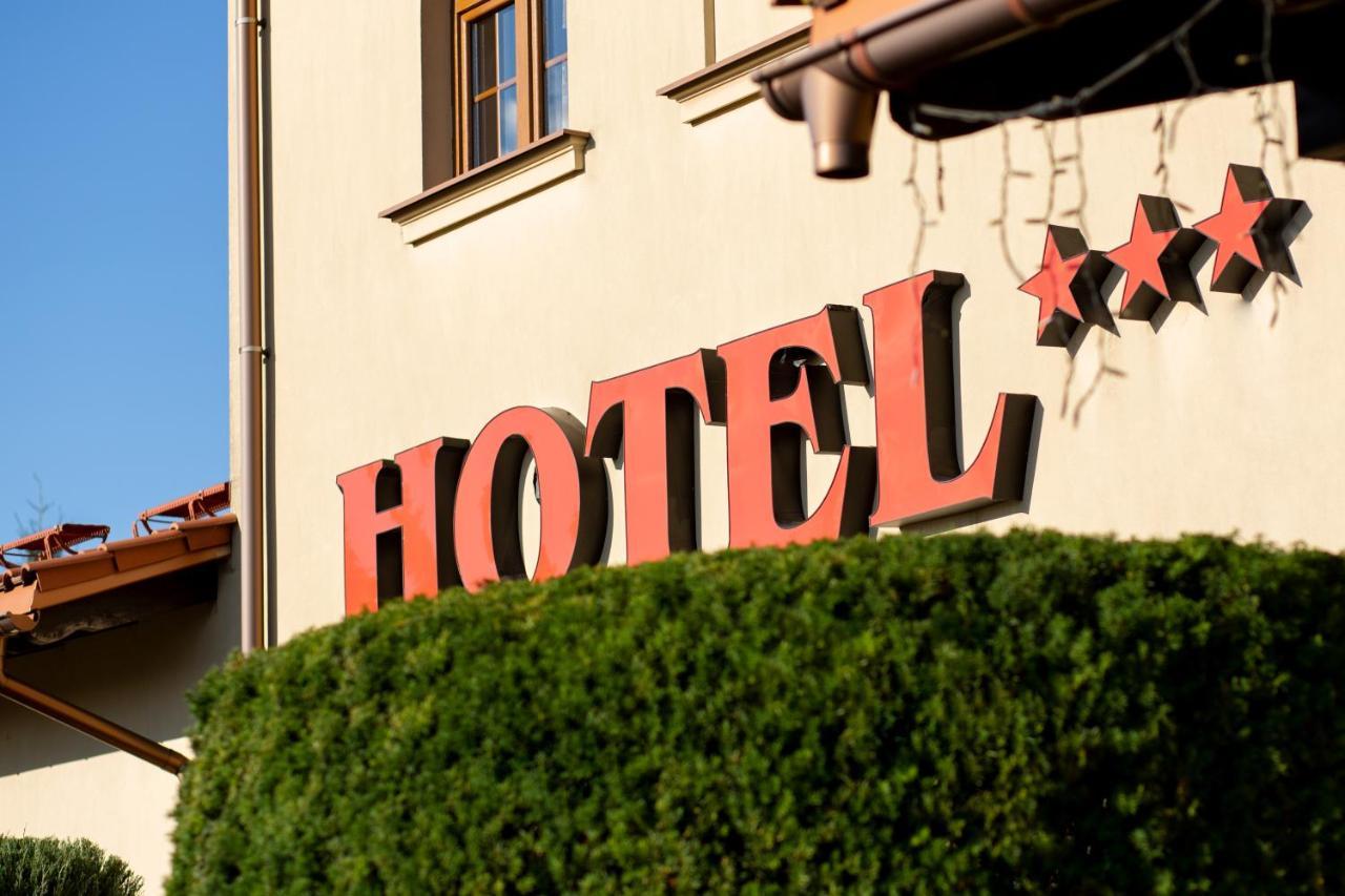 Hotel Lemoniada Lucmierz Εξωτερικό φωτογραφία